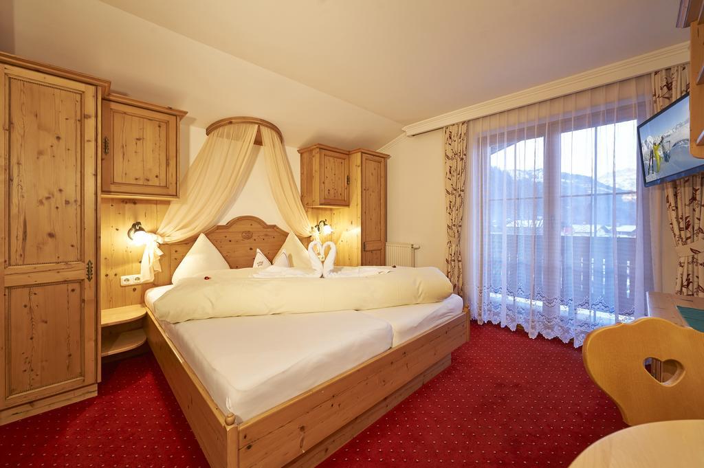 Gourmet-Hotel Gruenwald Leogang Ngoại thất bức ảnh
